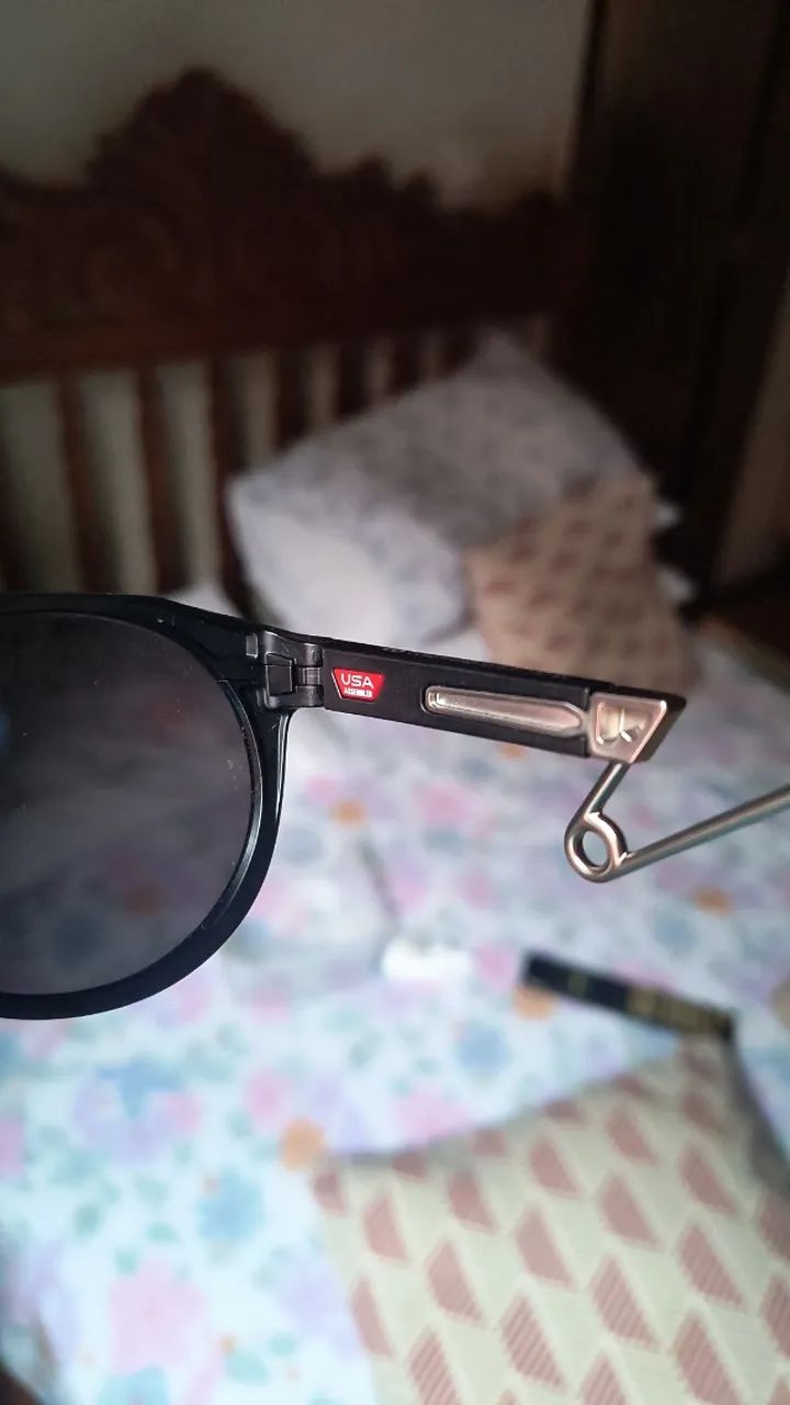 oculos de sol Oakley - Foto 3