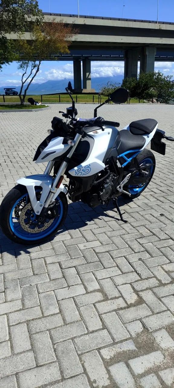 2025 Suzuki GSX 8s - Foto 4