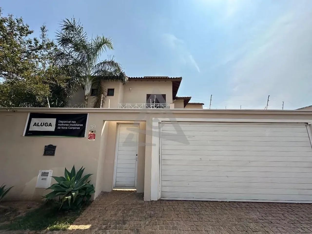 Casa para alugar em Campinas, Sítios de Recreio Gramado, com 3 suítes, com 345 m² - Foto 2