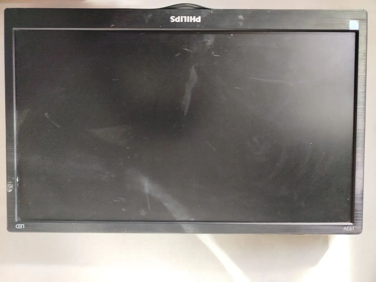  Monitor Philips 193V5L - 18,5 polegadas *SEM SUPORTE E CABOS*