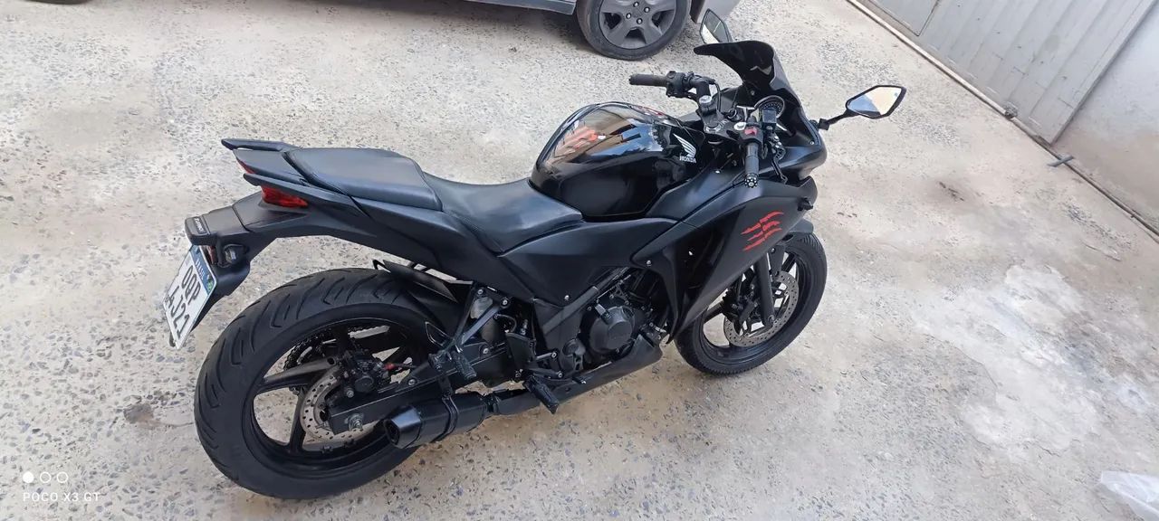 VENDO CBR 250R - Foto 3