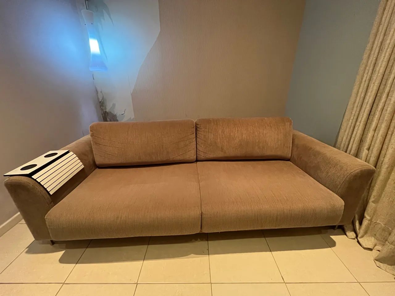 Sofá moderno. Semi novo. - Foto 2
