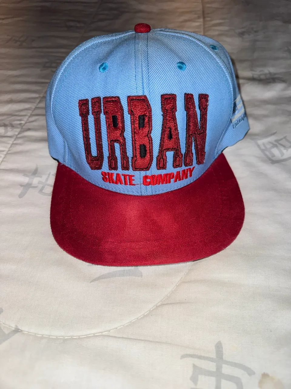 Boné Urban State Company Snapback Azul e Vermelho