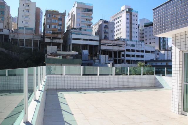 Buritis: cobertura 3q, var, 2 vg's, terraço amplo