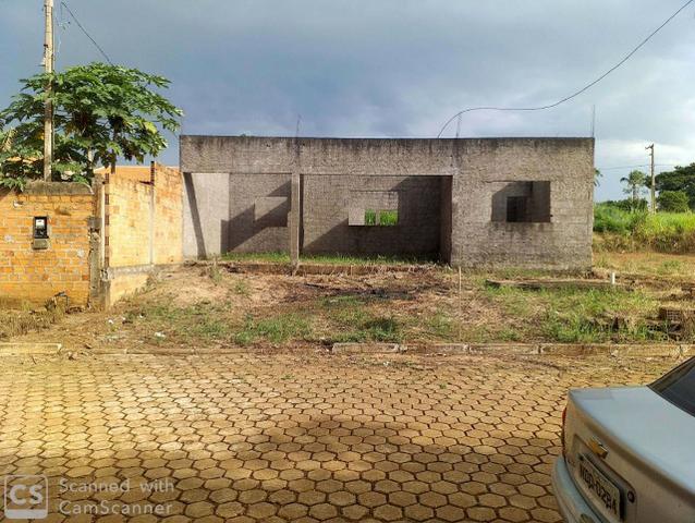 Vendo Terreno com Construção Jaru-Ro