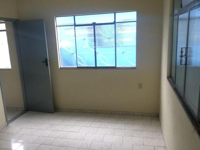 Ótima casa recém reformada no Bairro Aeroporto - Foto 4