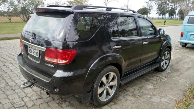 Hilux SW4 SRV D4-D 4X4 Diesel Aut. 2006!!! - Foto 4