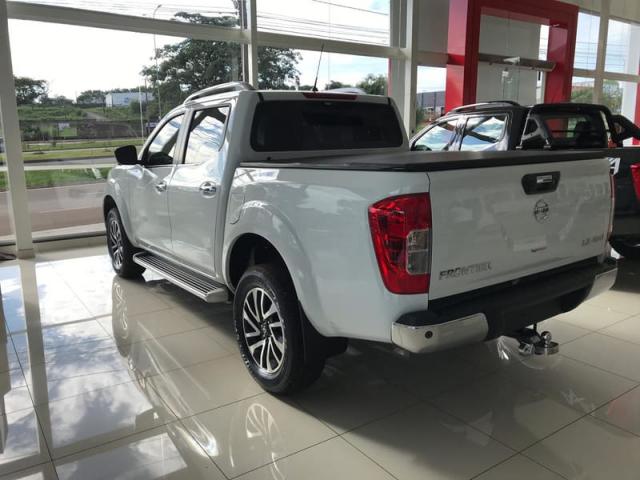 NISSAN FRONTIER 2.3 LE AT 4X4 - Foto 5