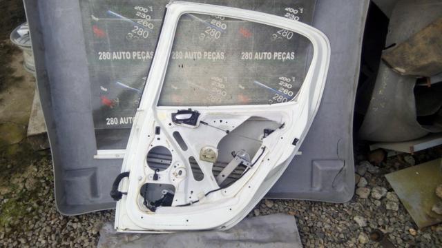 Porta traseira direita peugeot 206/207 - Foto 3