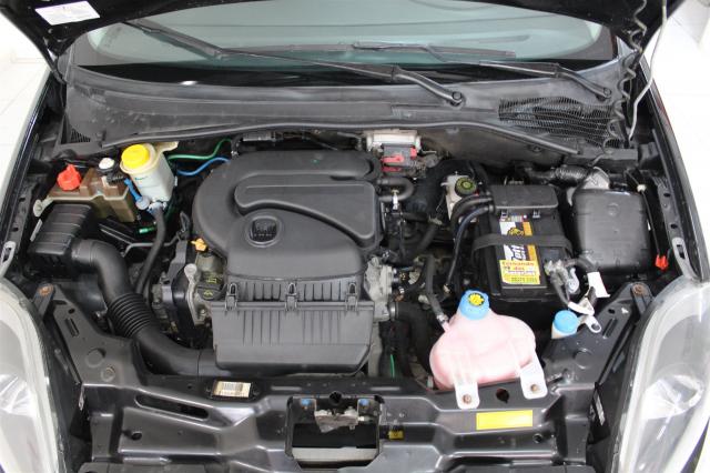 FIAT PUNTO 2013/2014 1.4 ATTRACTIVE 8V FLEX 4P MANUAL - Foto 17
