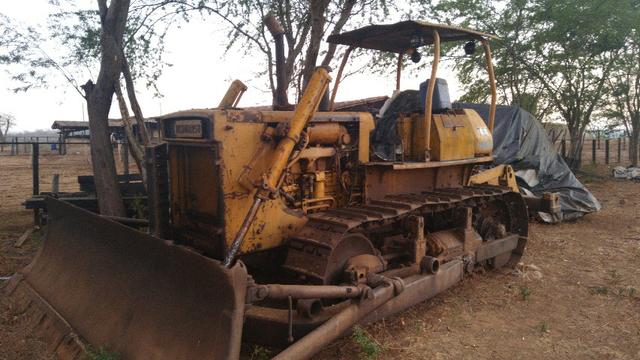 Trator de esteira D65E com escarificador - Foto 3