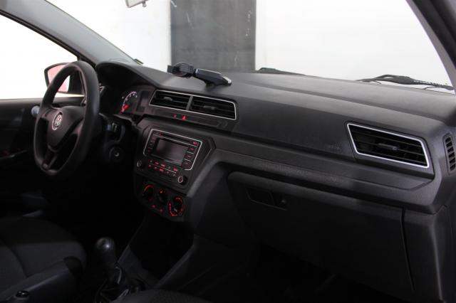 VOLKSWAGEN VOYAGE 2018/2018 1.6 MSI TOTALFLEX TRENDLINE 4P MANUAL - Foto 4