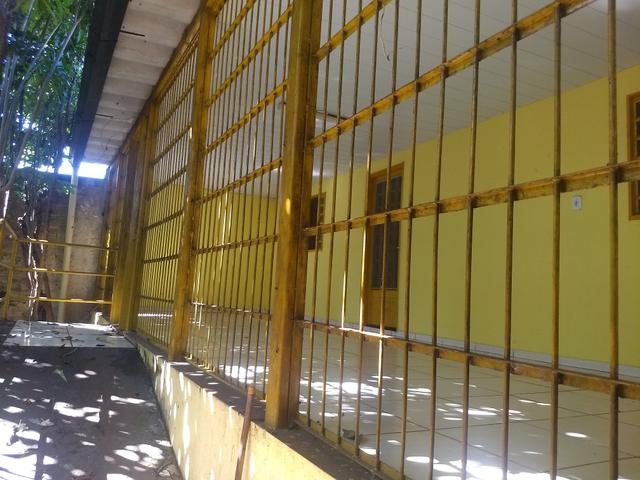 Vendo casa 3 quartos Ao lado do Atacadão Go 060 saída P/ Trindade / Shopping America - Foto 9
