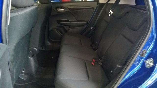 Honda fit lx 1.5 automatico 2015 com 33.000KM rodado ipva 2019 e transferência grátis - Foto 12