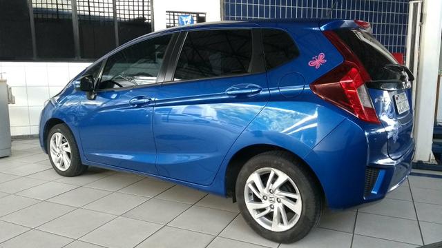 Honda fit lx 1.5 automatico 2015 com 33.000KM rodado ipva 2019 e transferência grátis - Foto 2