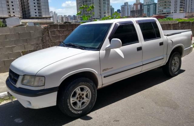 Vendo Caminhonete S10 4x2 Ano 2000 - Foto 2