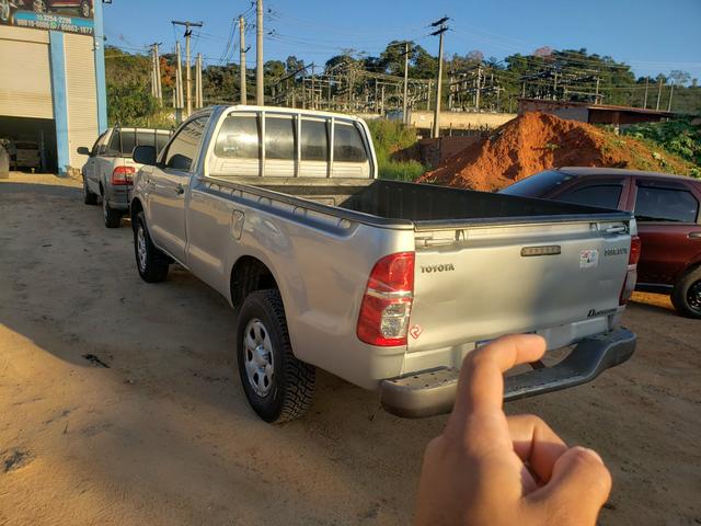 HILUX Car.Aberta ano 2013 - Foto 3