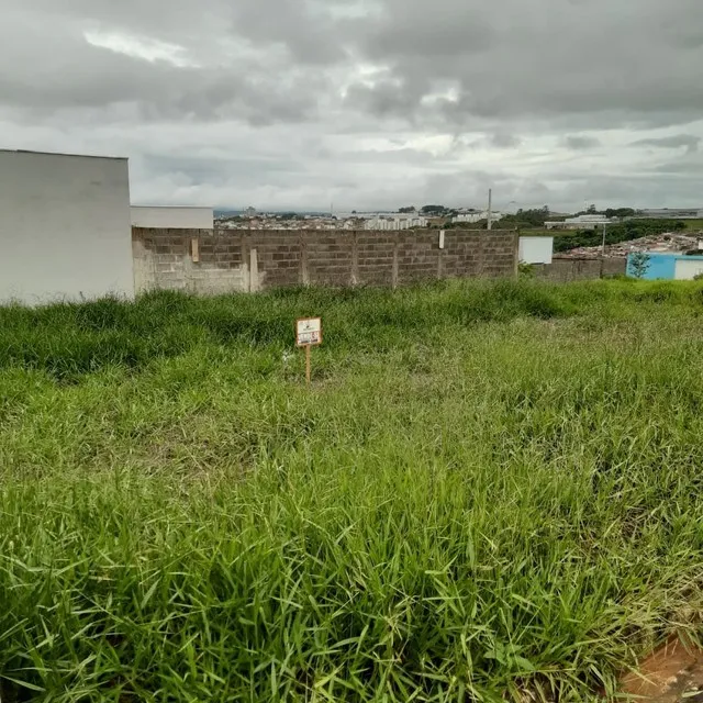 Ótimo terreno a venda no bairro Flanboyant