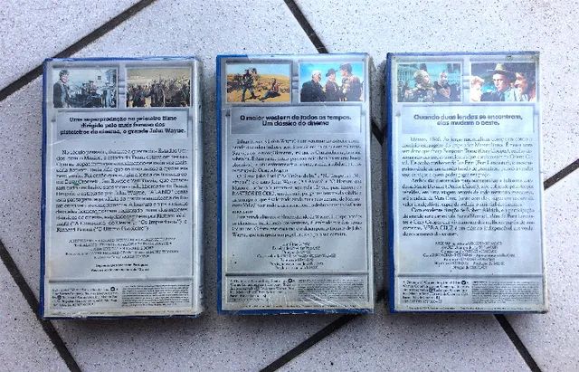 3 Filmes Western Vhs - Alamo , Rastros De Odio, Vera Cruz - Foto 2