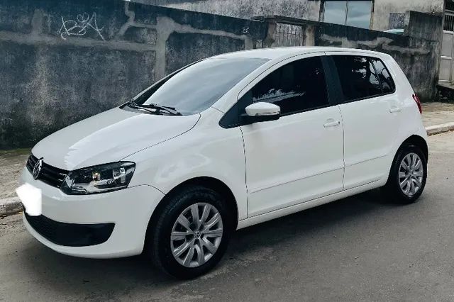 Volkswagen Fox 1.0 MI Branco - Carro Impecável 