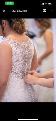 Vestido elegante e moderno,bordado dê Swarovski - Foto 5
