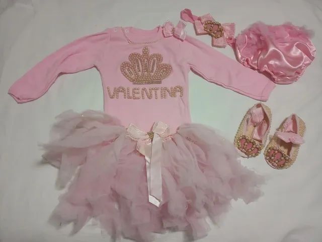 Conjunto personalizado para bebê tam  P  vestido 0 a3 meses 