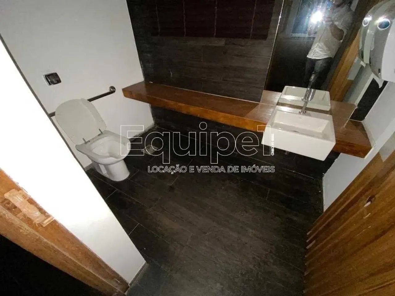 Imóvel Comercial com 1 Quarto e 6 banheiros para Alugar, 600 m² por R$ 35.000/Mês - Foto 4