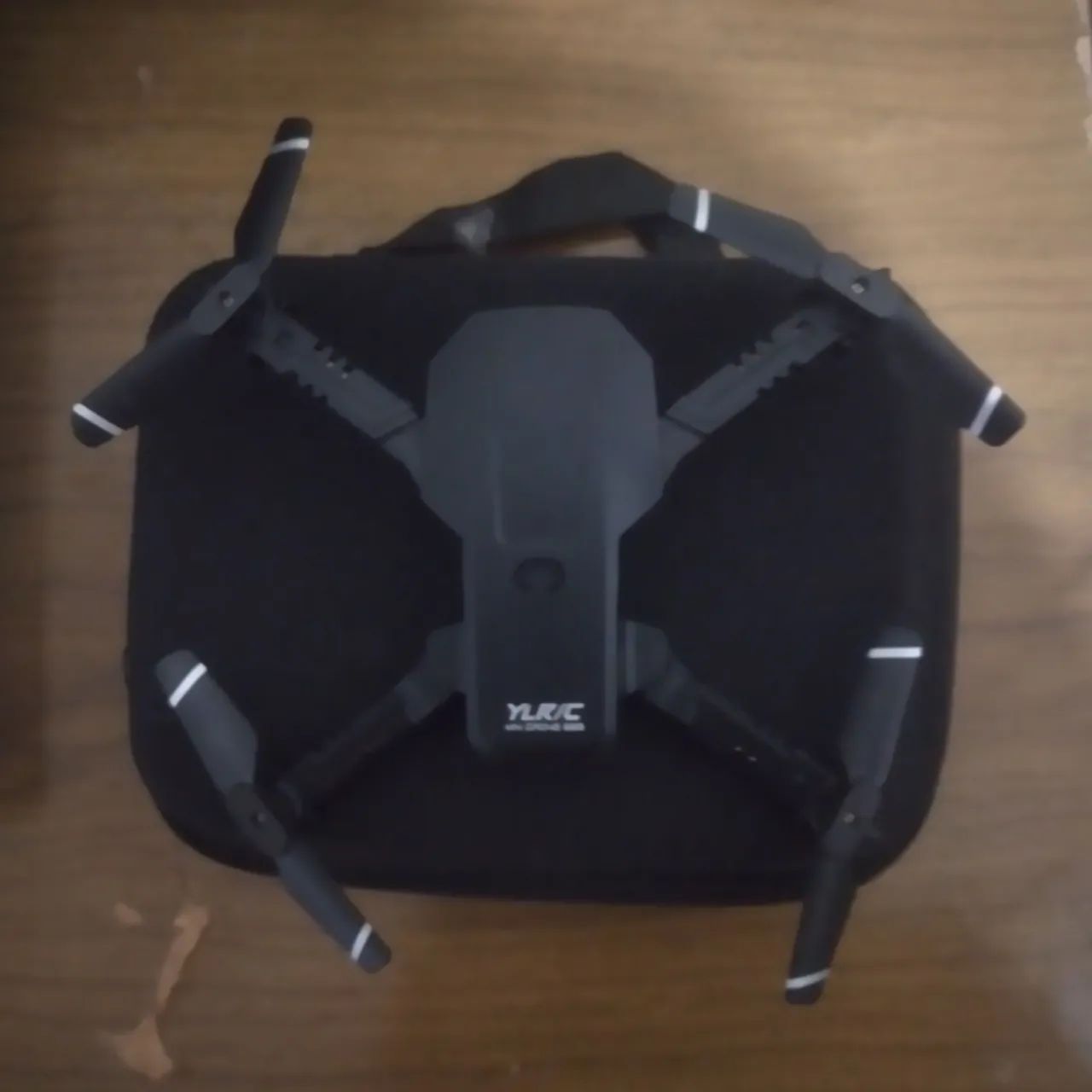 Mini drone com controle + estojo