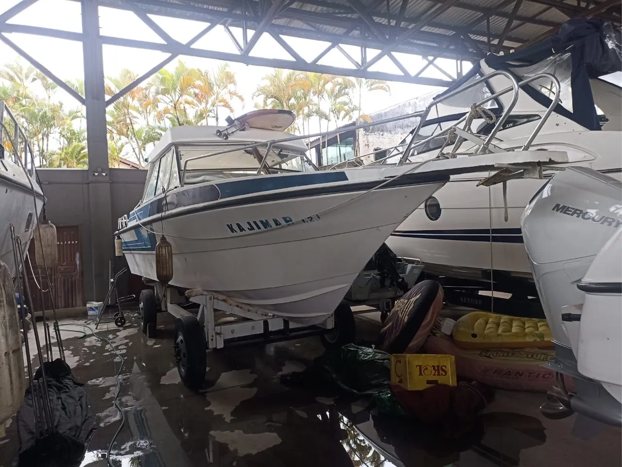 Barco DM 28 pés 87