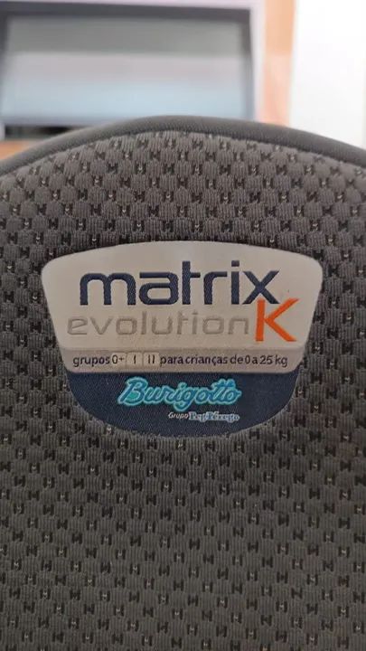 Cadeirinha de carro Matrix Evolution K - cinza - Foto 2