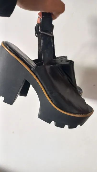 Sandalia plataforma tam 38