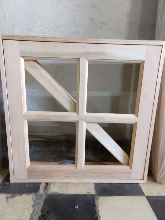 Janela maxiar madeira 50x50cm - Foto 4