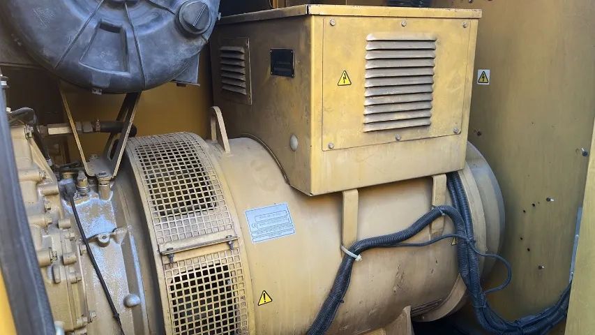 Gerador de Energia 500 KVA (CADA) Caterpillar 2010 Motores Scania - Foto 4