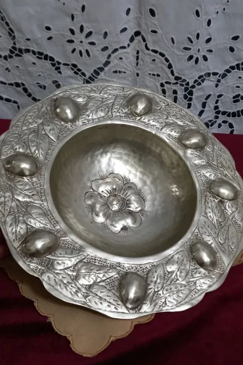 Antiga Fruteira De Metal Boliviano - Foto 4