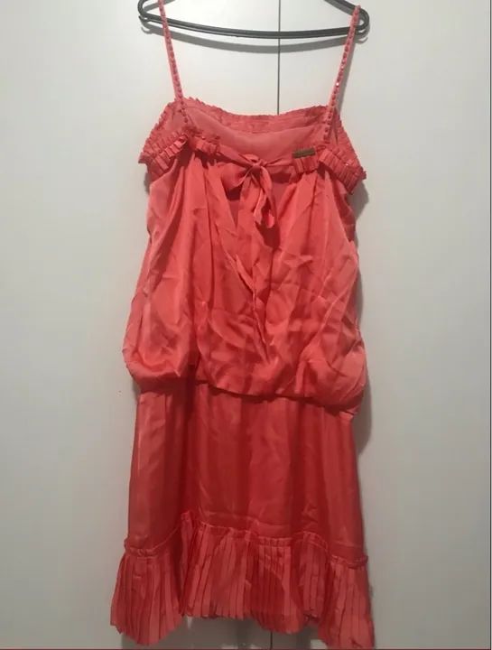 Vestido Rosa Decote V com Detalhes em Renda - Foto 3