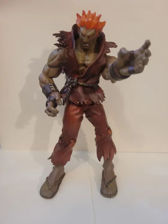 Boneco Street Fighter - Akuma