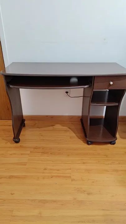 Escrivaninha com Gaveta - Foto 2