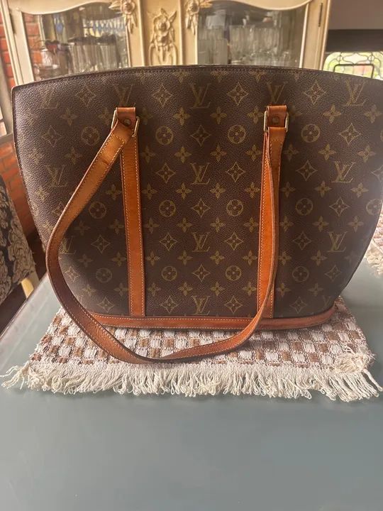 Bolsa Louis Vuitton Babylone 