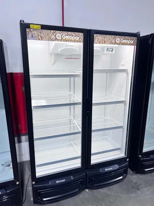 Cervejeira Gelopar 2 portas 950L - pronta entrega