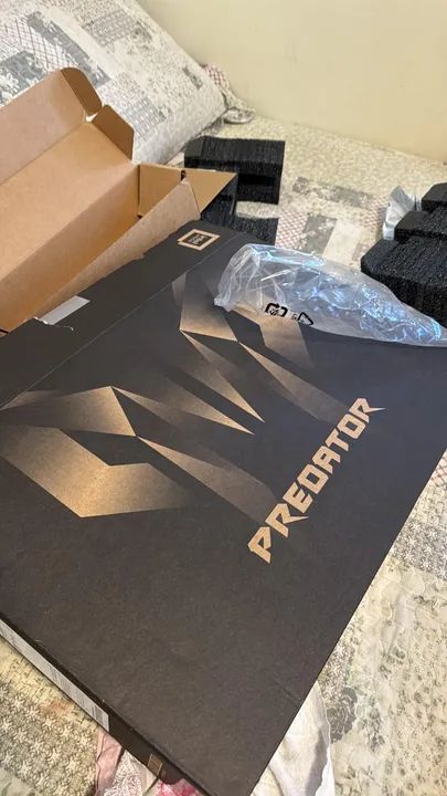 ACER PREDATOR HELIOS NEO 300 I7 13700HX 32GB RAM 1TB SSD RTX 4050