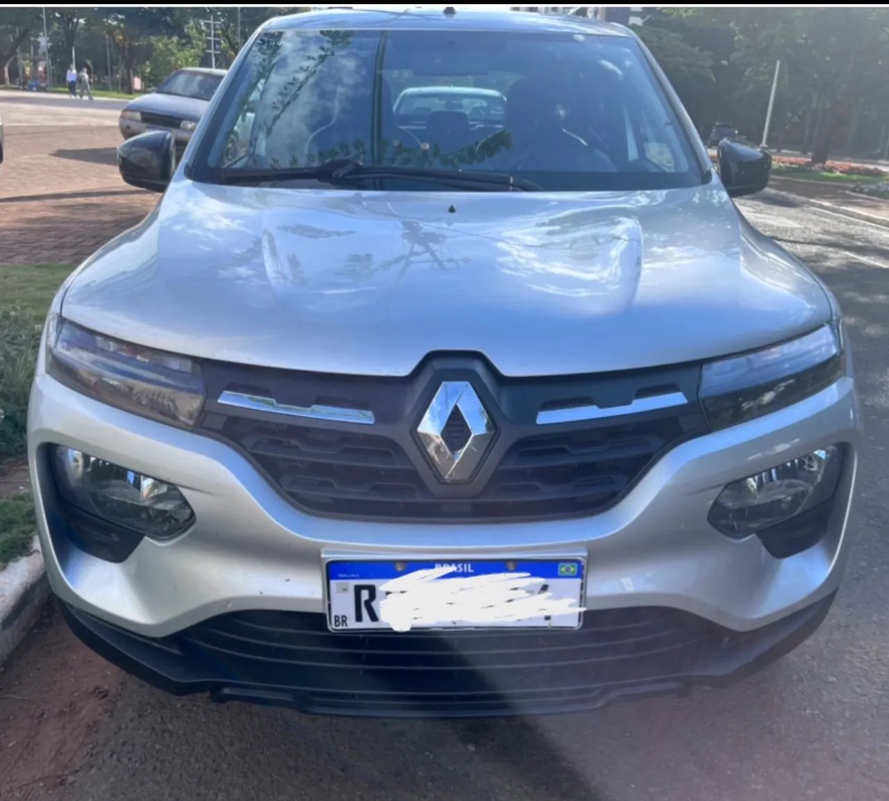 Kwid intense 2023
