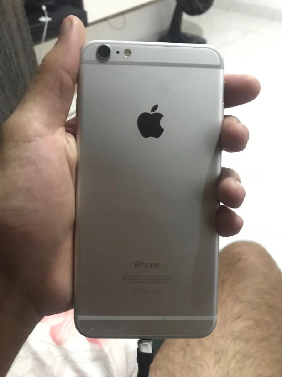 iPhone 6 Plus 128gb inteiro, para formatar ou retirar peças.