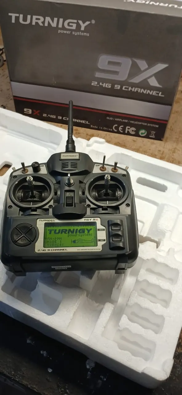 Turnigy tgy 9x