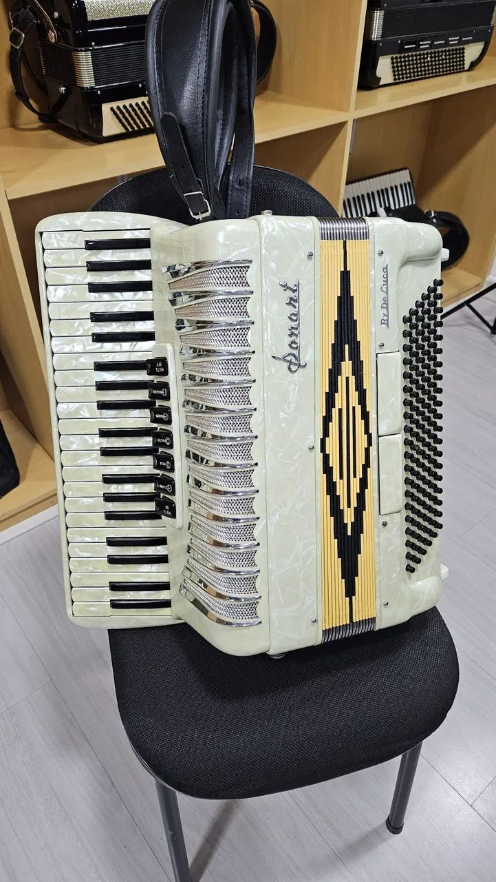 Acordeon Sonart 3/5 de voz  - Foto 3