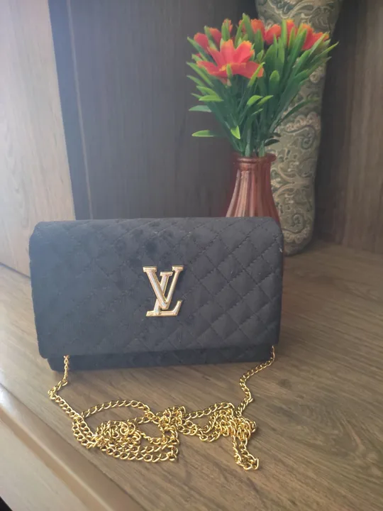 Bolsa de Ombro Preta