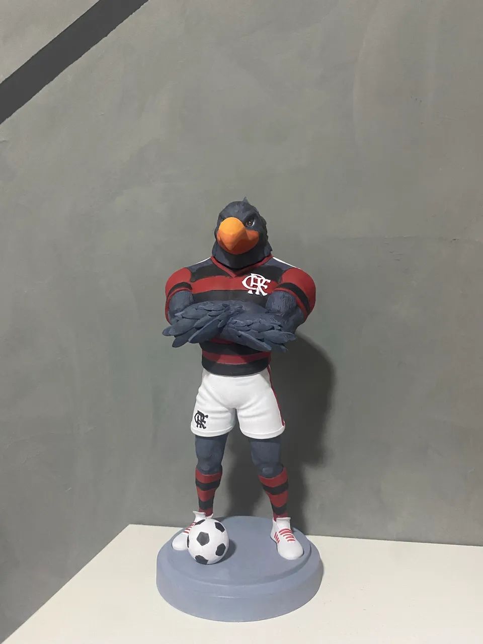 Figure em resina - mascote de clube (FL4M3NG0)