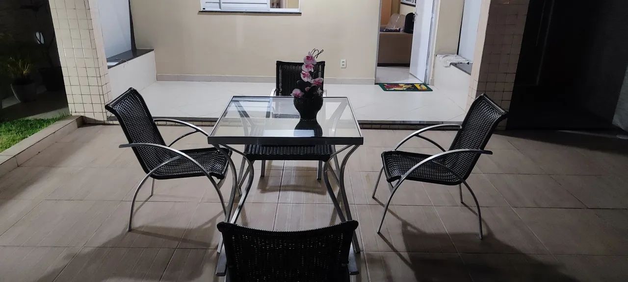 Conjunto de Mesa e Cadeiras para Área Externa - Foto 2