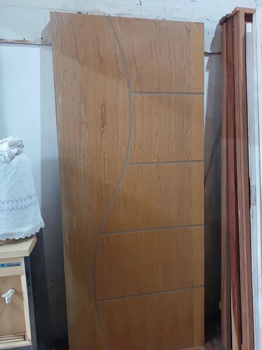 Portas semi ocas  Nova  com pequenas Avarias 100,00
