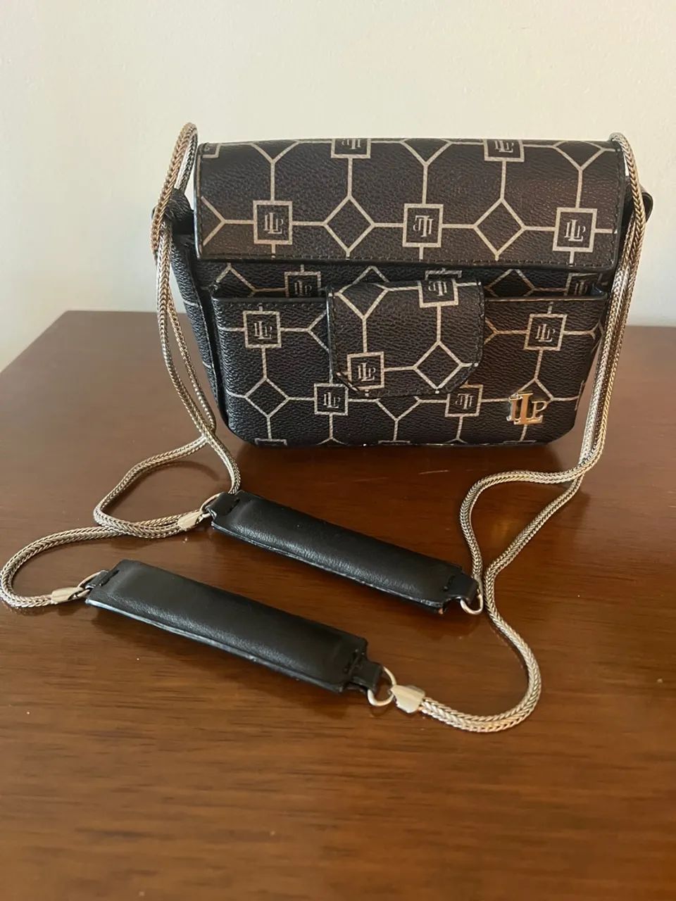 Mini bolsa Lança Perfume alça regulável 