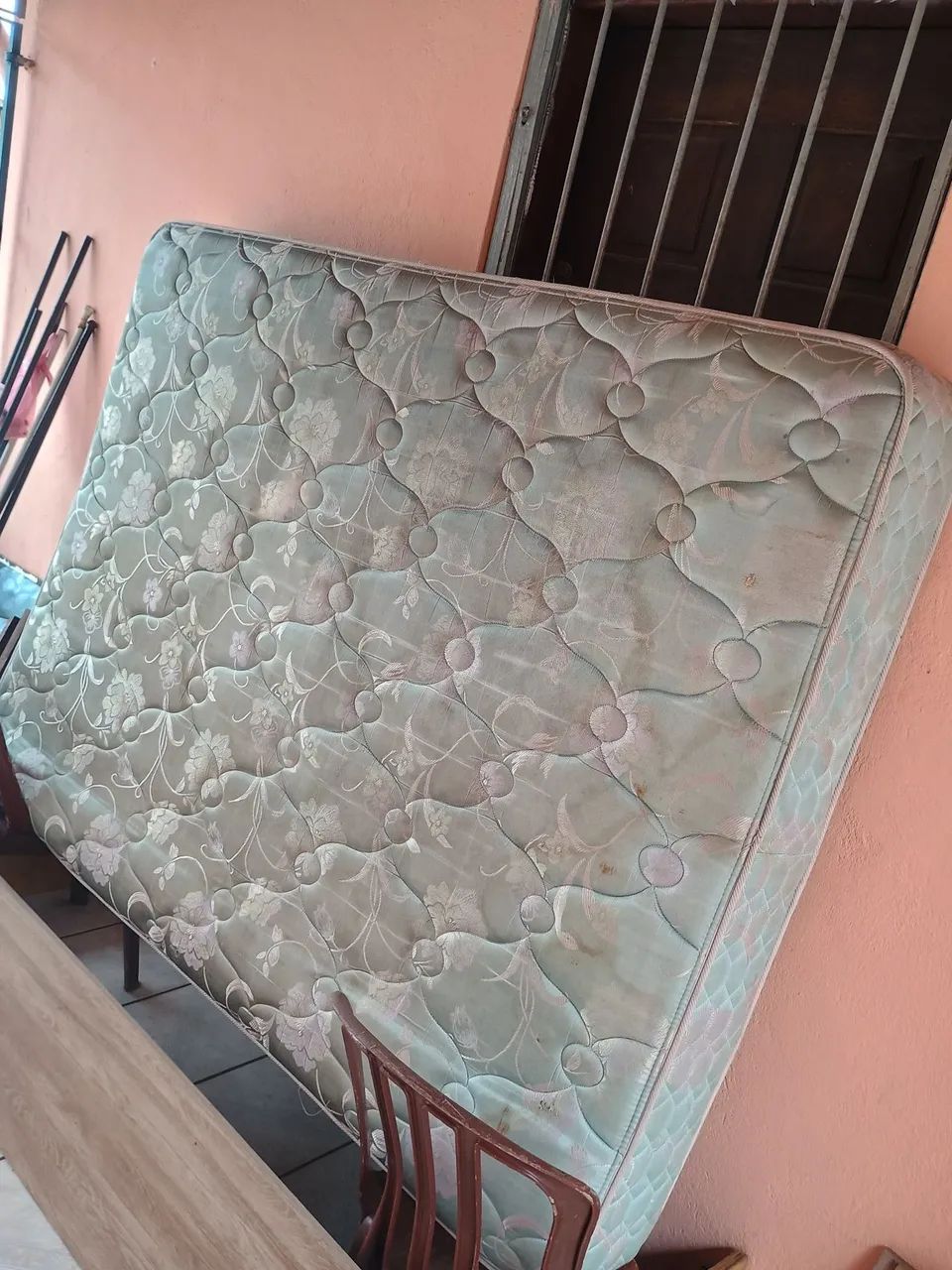 Colchão de casal em ótimo estado - Foto 5
